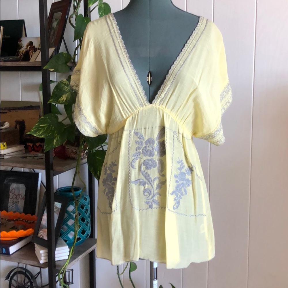 Beautiful embroidered, vibrant, yellow top